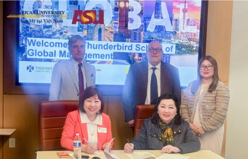 THE MEMORANDUM OF UNDERSTANDING SIGNING CEREMONY BETWEEN THE AMERICAN UNIVERSITY IN VIETNAM AND VIETNAM FLIGHT MANAGEMENT CORPORATION (VATM)