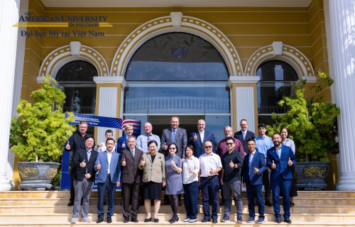 AUV CHÀO ĐÓN CÁC SINH VIÊN TỪ ĐẠI HỌC UTAH STATE UNIVERSITY (USU)