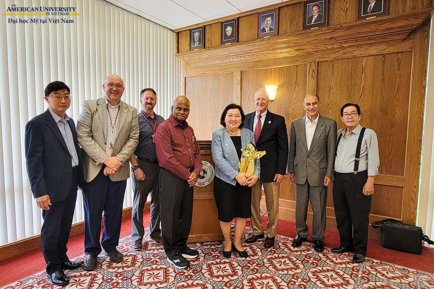 THE MEMORANDUM OF UNDERSTANDING SIGNING CEREMONY BETWEEN THE AMERICAN UNIVERSITY IN VIETNAM AND VIETNAM FLIGHT MANAGEMENT CORPORATION (VATM)