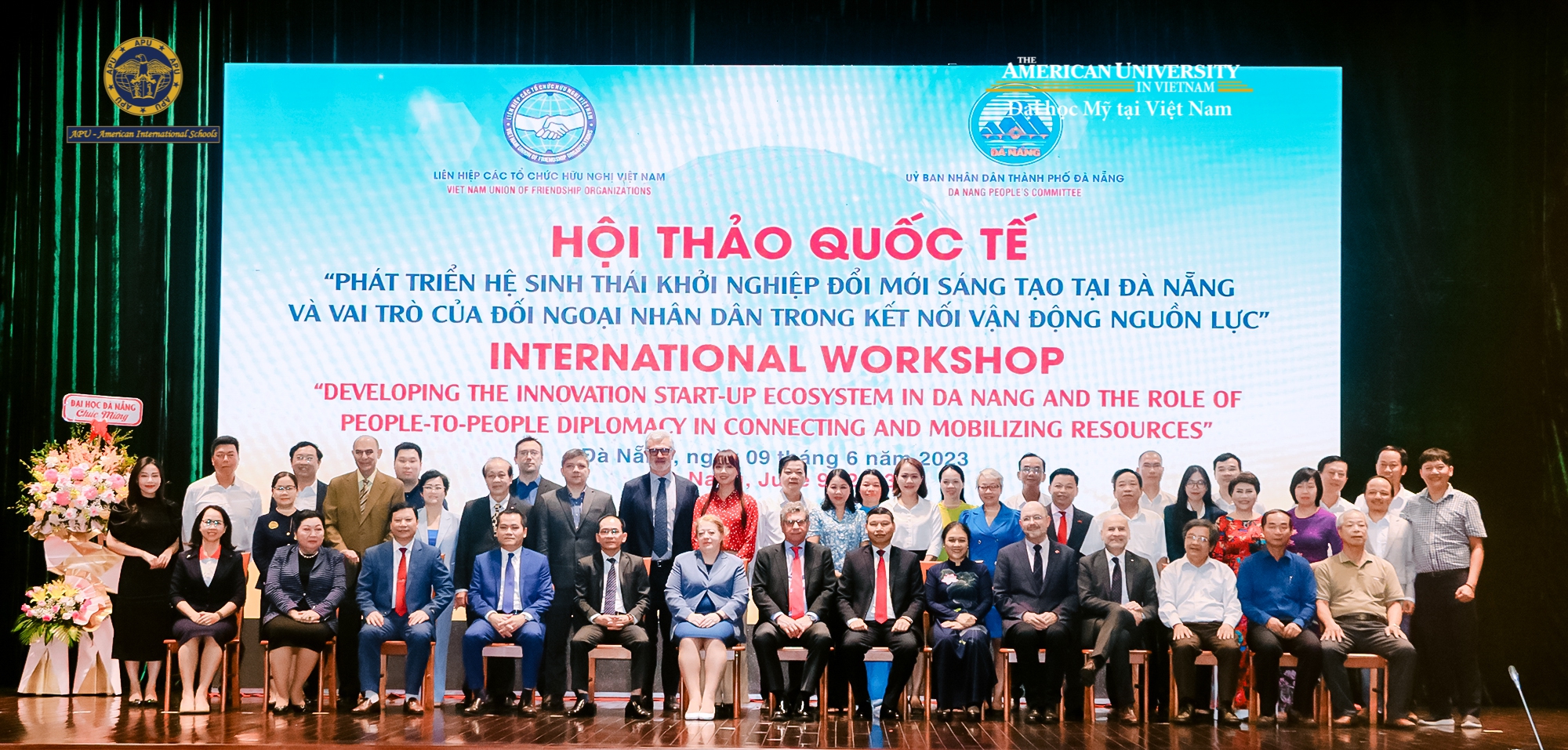 THE MEMORANDUM OF UNDERSTANDING SIGNING CEREMONY BETWEEN THE AMERICAN UNIVERSITY IN VIETNAM AND VIETNAM FLIGHT MANAGEMENT CORPORATION (VATM)