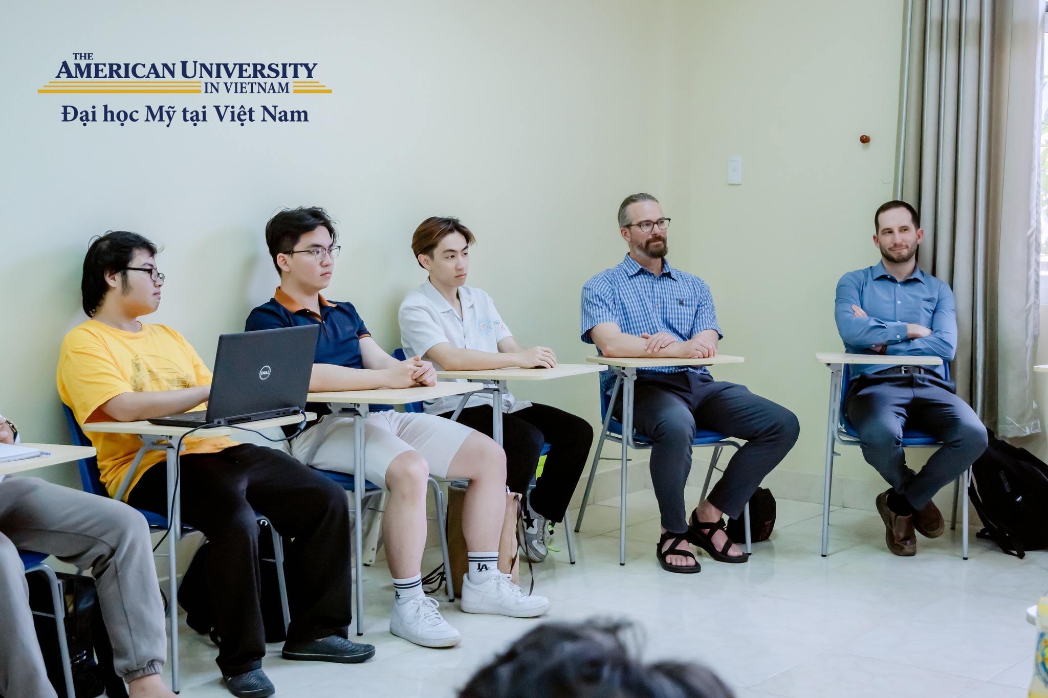 Chương trình dự bị đại học